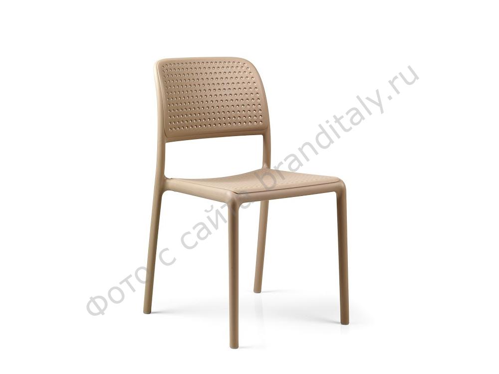 Стул пластиковый BORA Bistrot